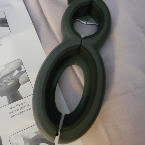 MULTI-OPENER- THIS GADGET OPENS SO MUCH! - Picture 2 of 4